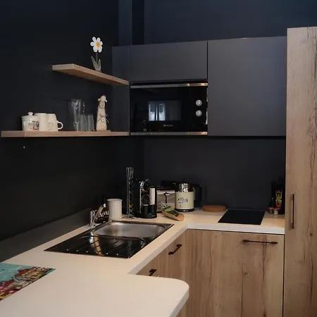 Bed & Breakfast Maison 1686 4*